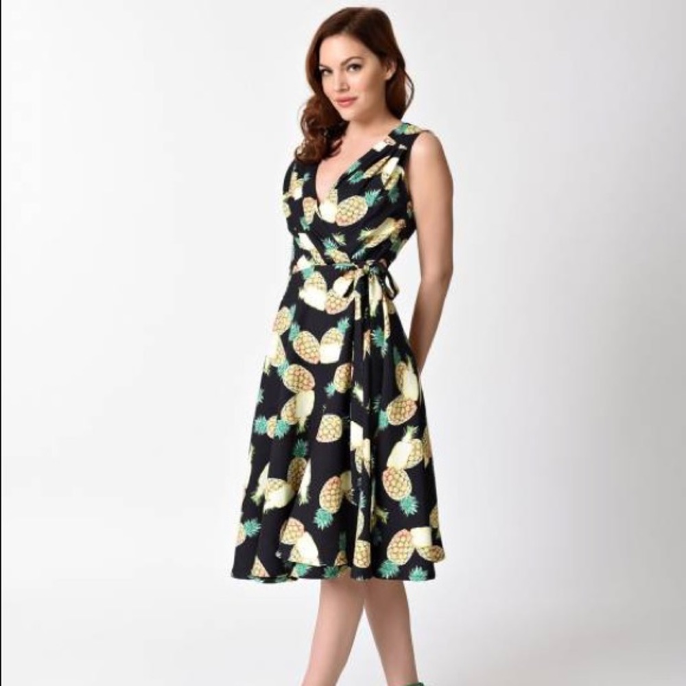 1 HOUR SALE Pineapple Print Kelsie Wrap Dress
